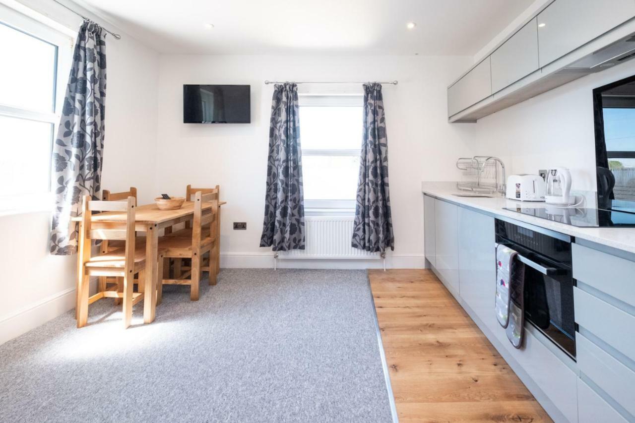 Rowan - Three Tuns Apartments , Wickham Market - By Aldeburgh Coastal Cottages Pettistree ภายนอก รูปภาพ