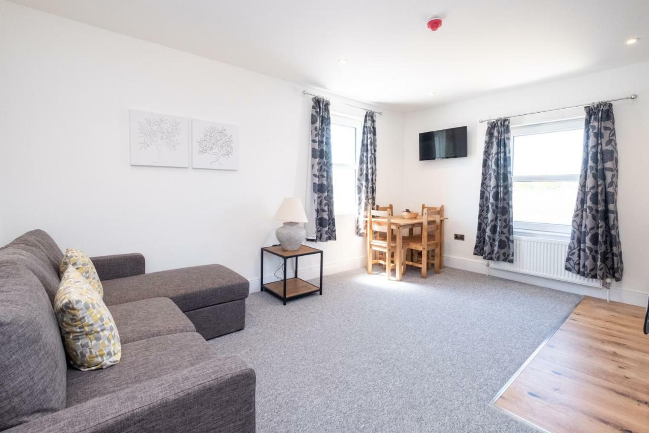 Rowan - Three Tuns Apartments , Wickham Market - By Aldeburgh Coastal Cottages Pettistree ภายนอก รูปภาพ