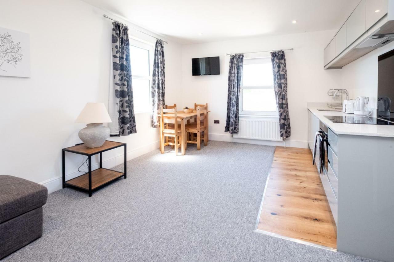 Rowan - Three Tuns Apartments , Wickham Market - By Aldeburgh Coastal Cottages Pettistree ภายนอก รูปภาพ
